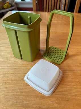 70s Tupperware 1330 Pick-A-Deli Pickle Keeper 3pc Container